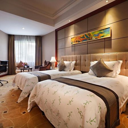 Dongguan Goodview Hotel Sangem Qiaotou Екстериор снимка