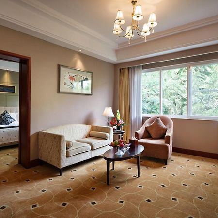 Dongguan Goodview Hotel Sangem Qiaotou Екстериор снимка