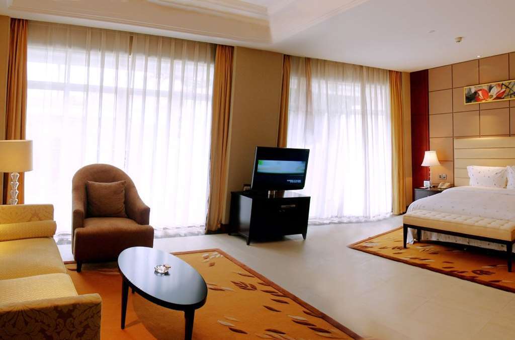 Dongguan Goodview Hotel Sangem Qiaotou Стая снимка